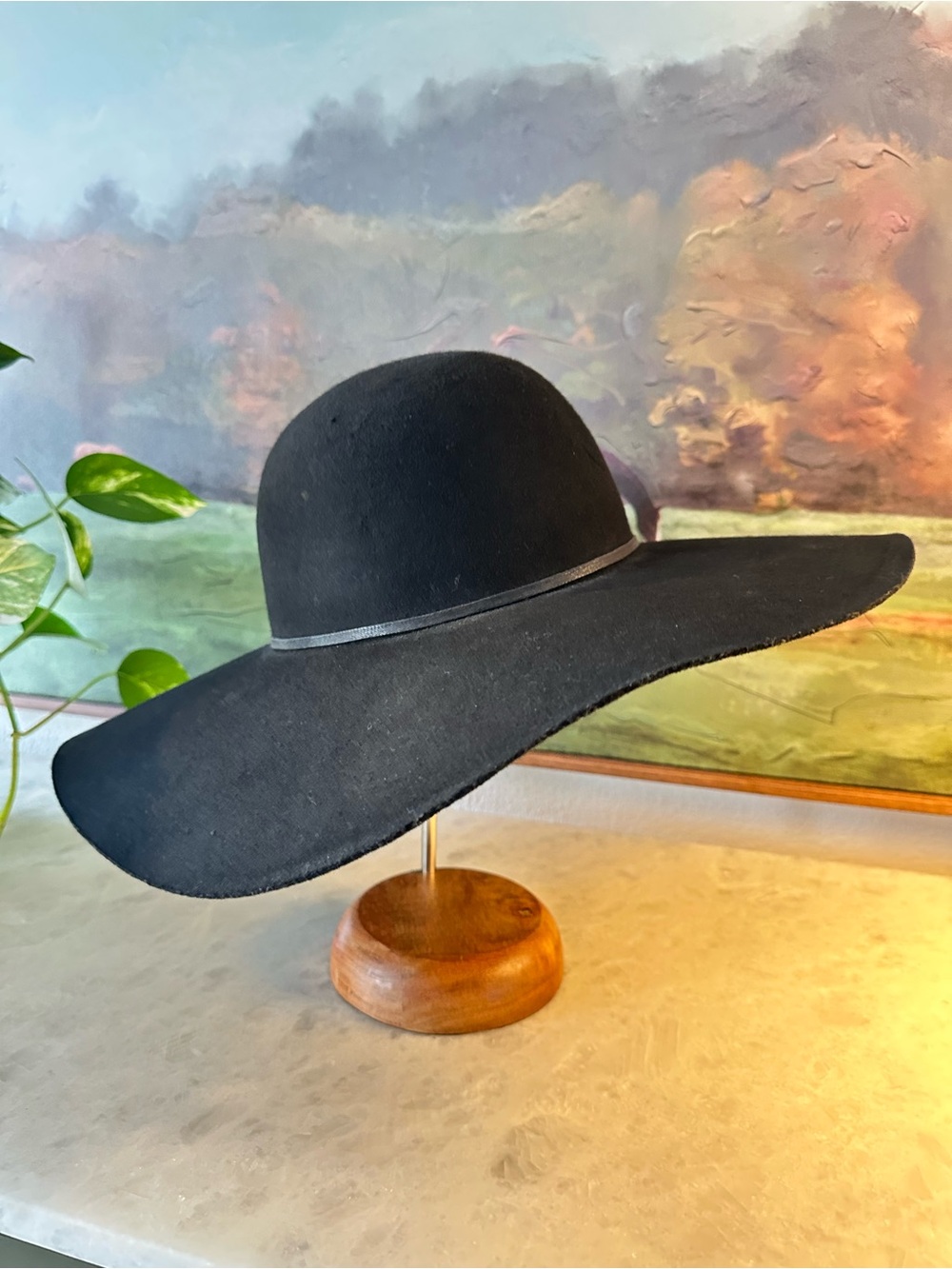 Classic Black Wide-Brim Women's Felt Hat